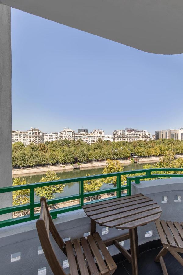 Holt - Leagues And Words Under The Sea Apartment Bucureşti Exterior foto